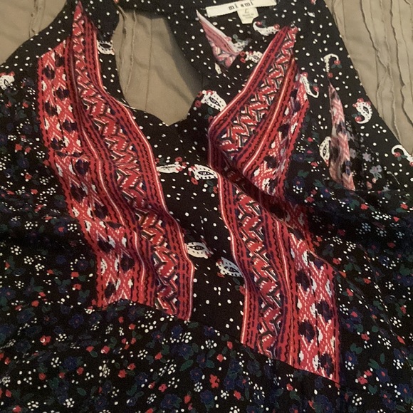 Embroided Dress From Franceasca’s - Picture 4 of 4